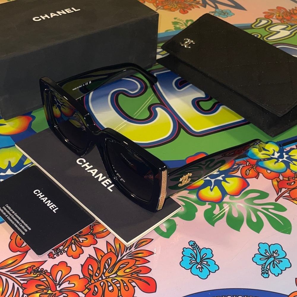 CHANEL Sunglasses 5435